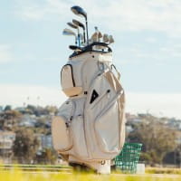 SUNDAY GOLF BAG - The Big Rig | Sac Chariot Haut de Gamme, Ultra-Spacieux et Léger