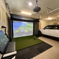 The SportScreen Vanish Series® – Einfahrbare Golf Simulator Kabine