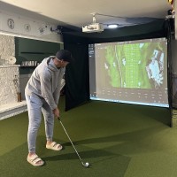 The SportScreen Vanish Series® – Einfahrbare Golf Simulator Kabine