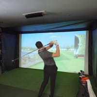 The SportScreen Vanish Series® – Einfahrbare Golf Simulator Kabine
