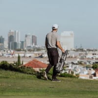 SUNDAY GOLF BAG - LOMA - Sac de Golf – Ultra-léger, Compact et Fonctionnel
