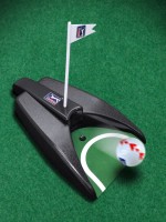 PGA Tour Auto Return Putter